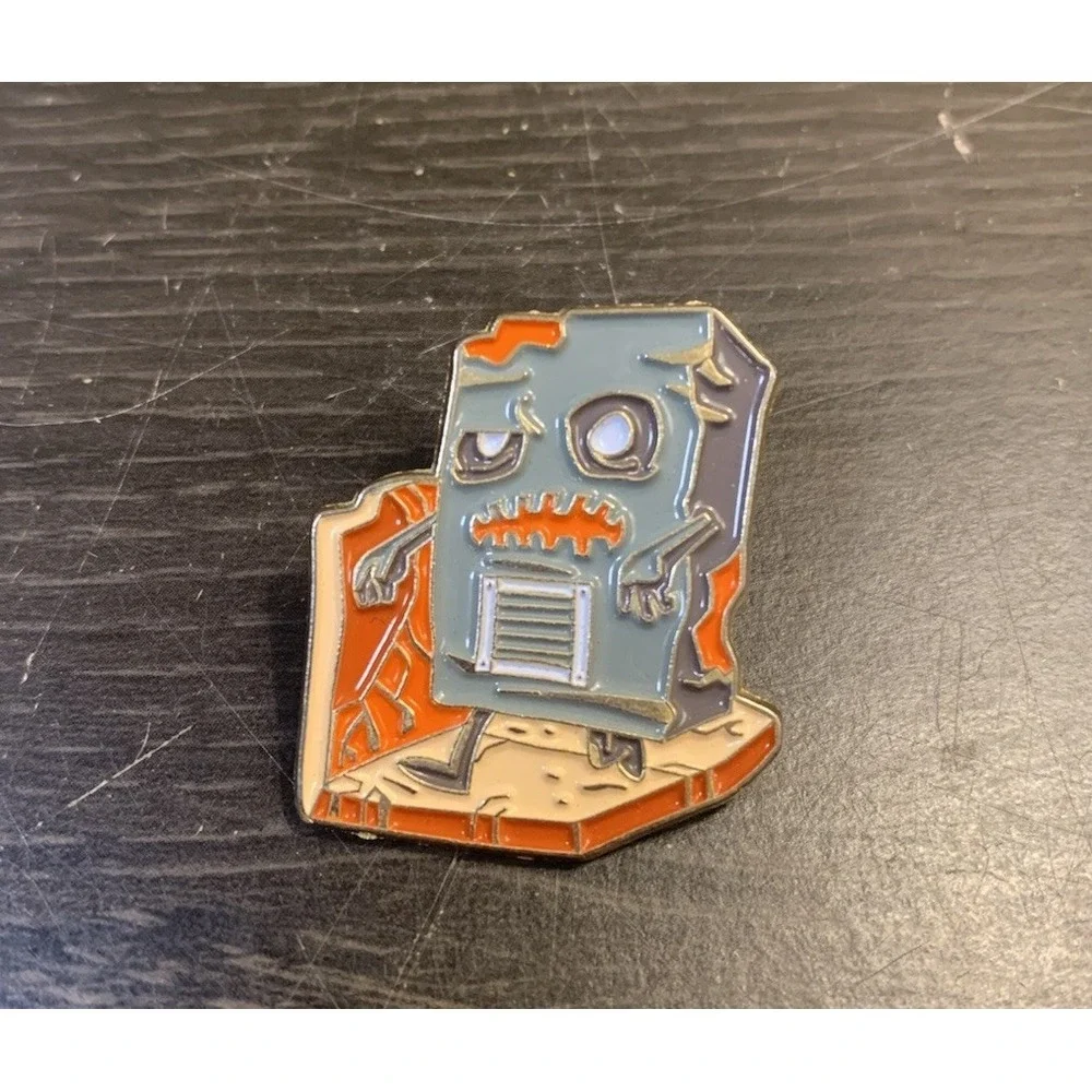Walking Zombie Dead Horror Loot Crate‎ February 2016 Enamel Lapel Hat Pin